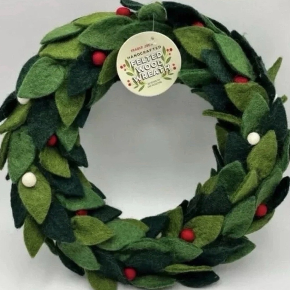 Trader Joe's Handcrafted Felted Wool Christmas Wreath Holiday Decor 2025 NEW